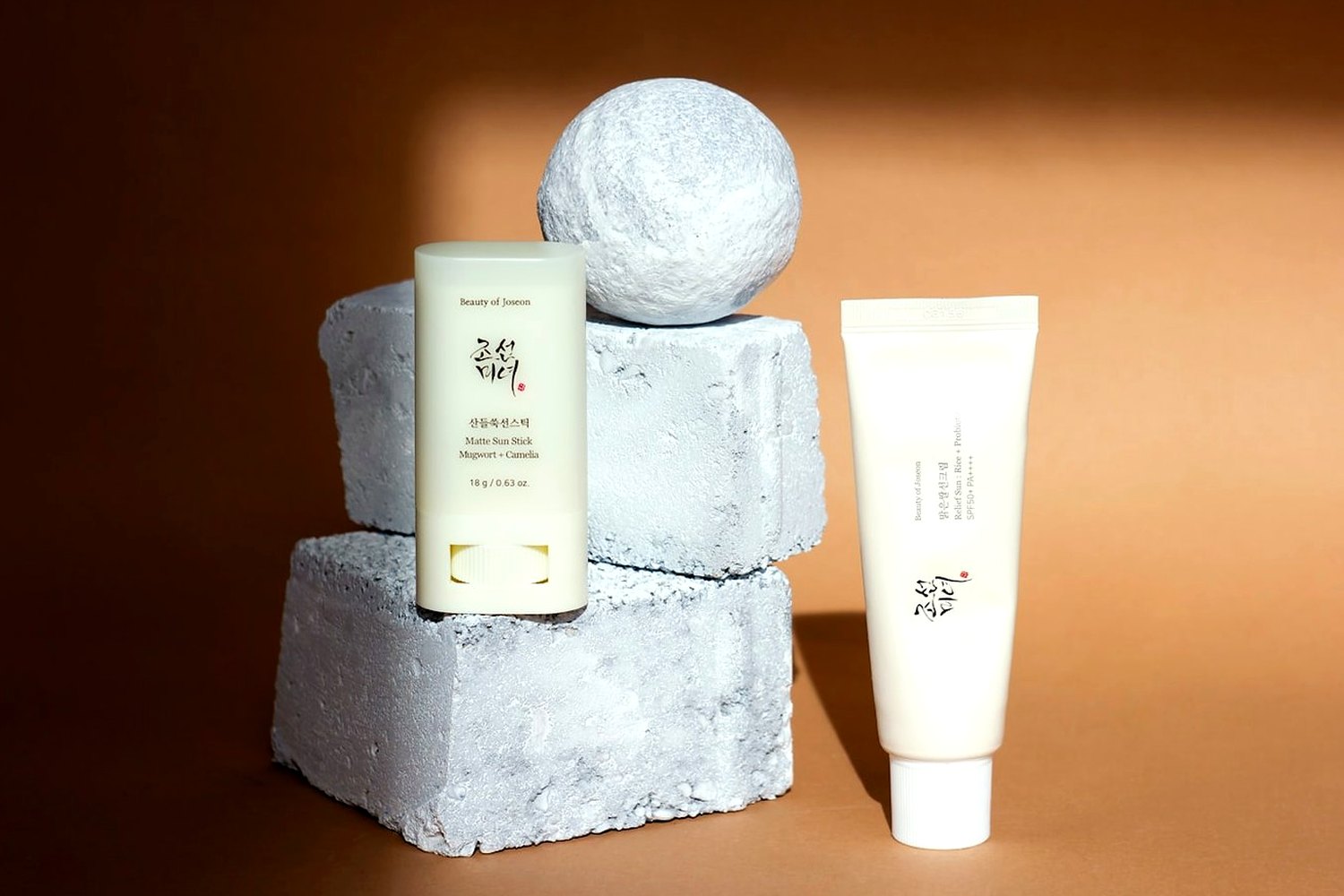 Compact spf product set for Beach bag SPF.