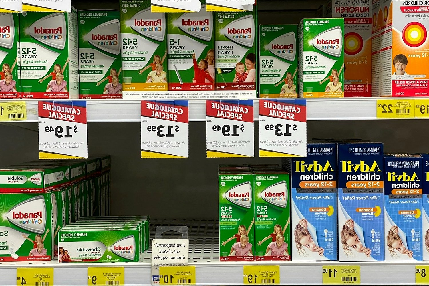 Pharmacy sunscreen shelf for How to compare Boots and Superdrug sunscreen shelves.