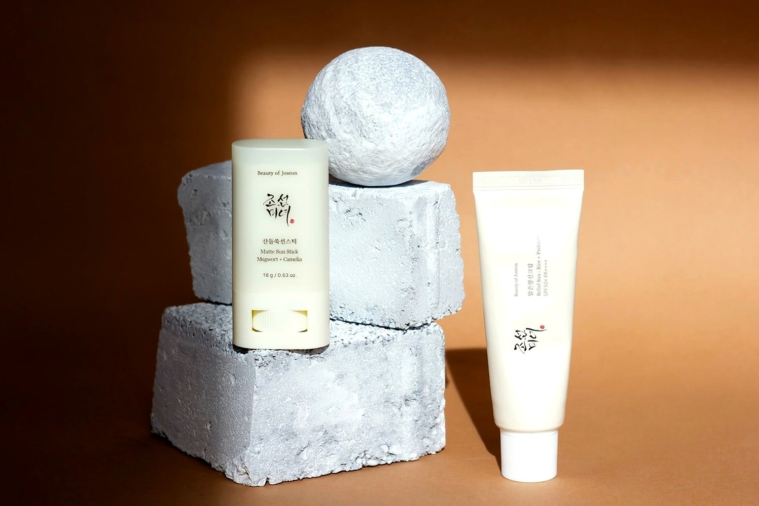 Compact spf product set for Mineral sunscreen white cast.