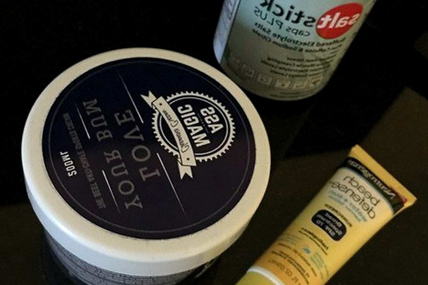 Reapplication stick or tin for SPF with retinoids or exfoliating acids.