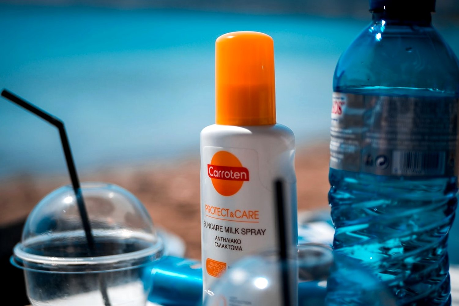 Single spf bottle or tube for Water-resistant sunscreen for swimming.